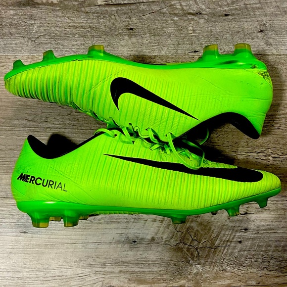 nike mercurial 11 size 10.5 us men’s soccer cleats - Picture 2 of 3
